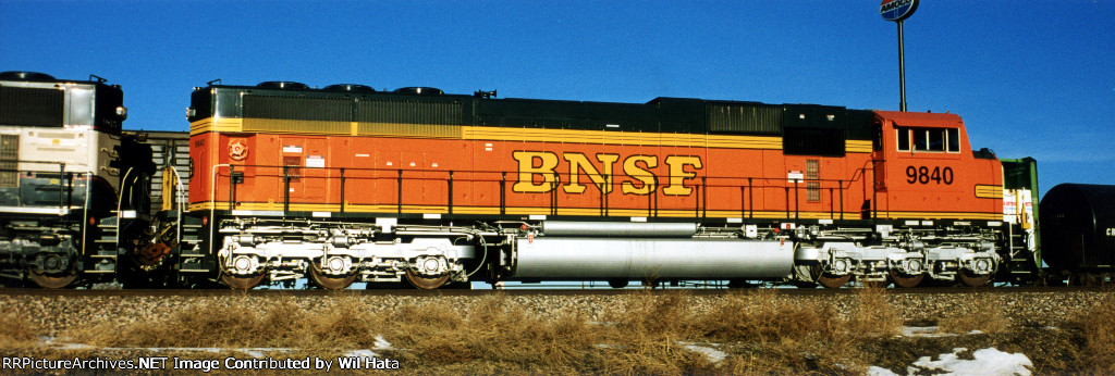 BNSF SD70MAC 9840